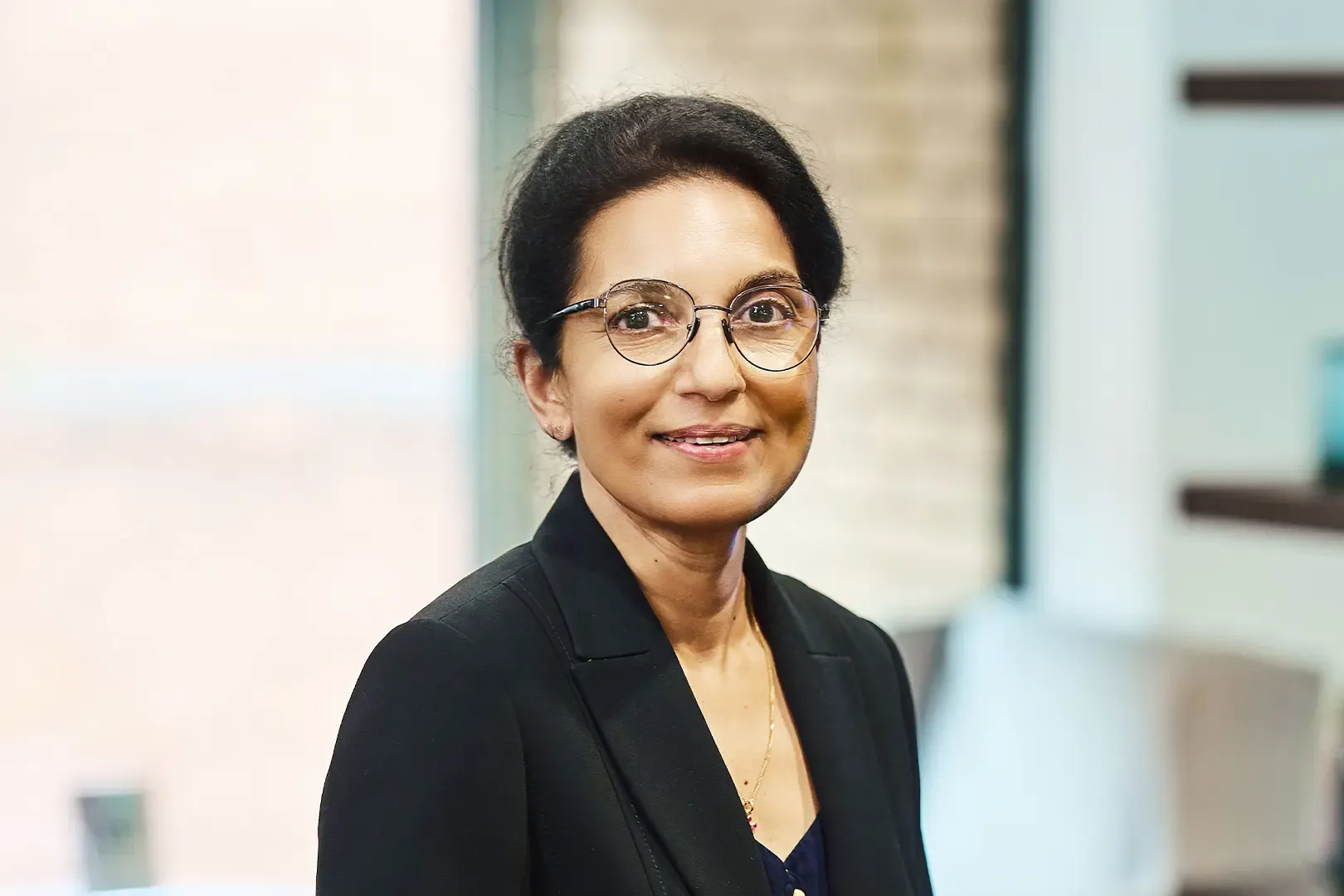 portrait image of Zabeena Pandian of TFP Boston Place Fertility